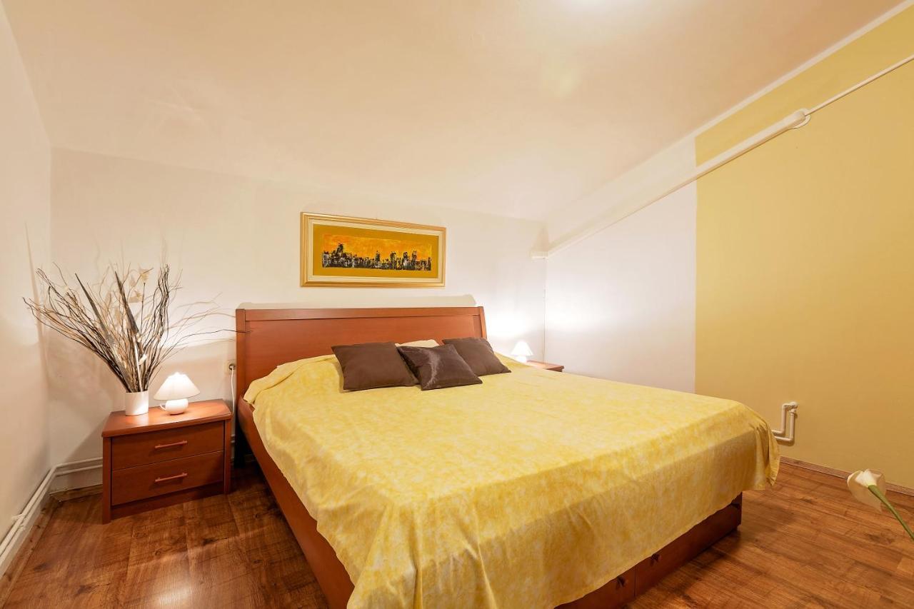 Apartmani Gilda ヴルサル エクステリア 写真
