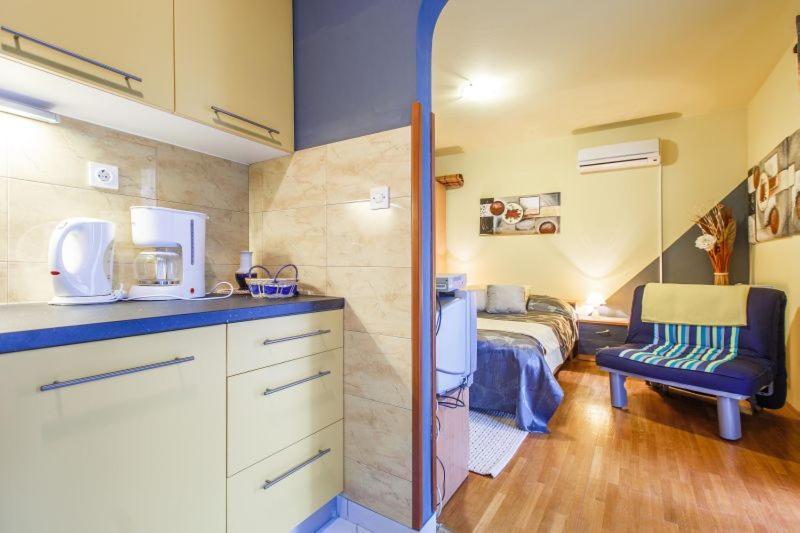 Apartmani Gilda ヴルサル エクステリア 写真
