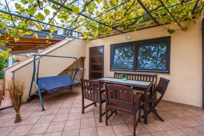Apartmani Gilda ヴルサル エクステリア 写真