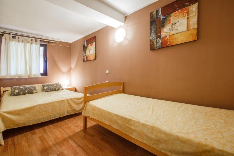 Apartmani Gilda ヴルサル エクステリア 写真