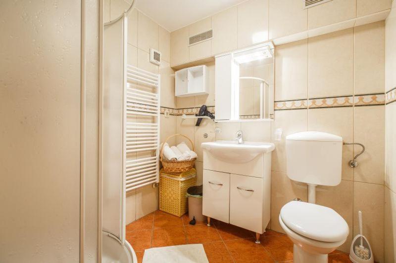 Apartmani Gilda ヴルサル エクステリア 写真