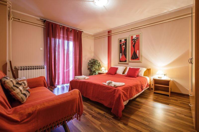 Apartmani Gilda ヴルサル エクステリア 写真